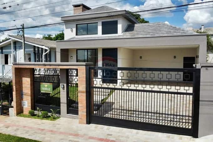 CASA NOVA 3 DORMITÓRIOS (1 SUÍTE) COM PISCINA EM PASSO FUNDO/RS