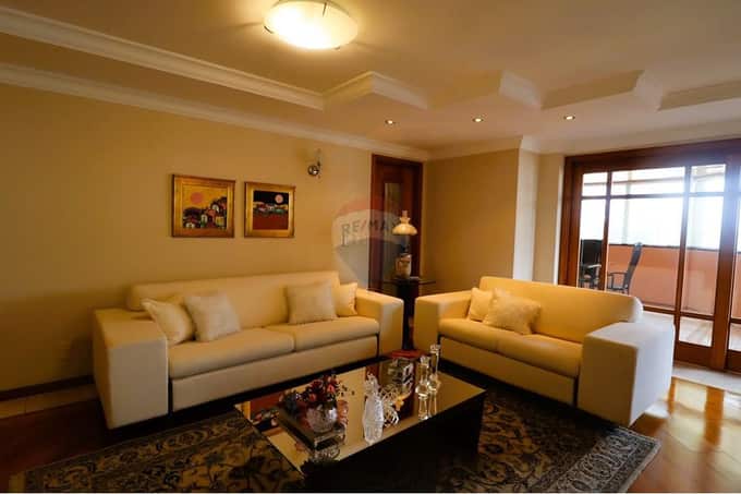 Vende-se Apartamento por Andar com 3 Suítes em um Condomínio Exclusivo na Vila Rodrigues