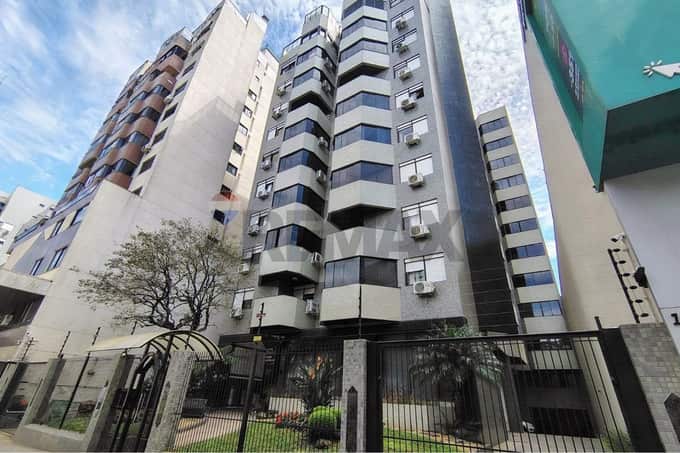 COBERTURA DUPLEX COM PISCINA EM FRENTE AO NOTRE DAME